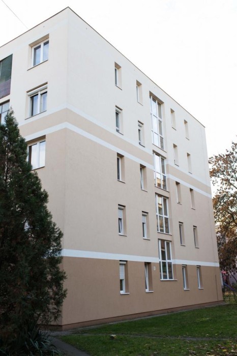 Társasházak homlokzati hőszigetelése